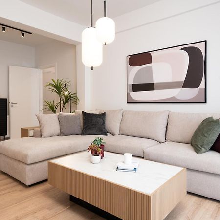 אתונה Luxury Apartment Next To The National Museum מראה חיצוני תמונה
