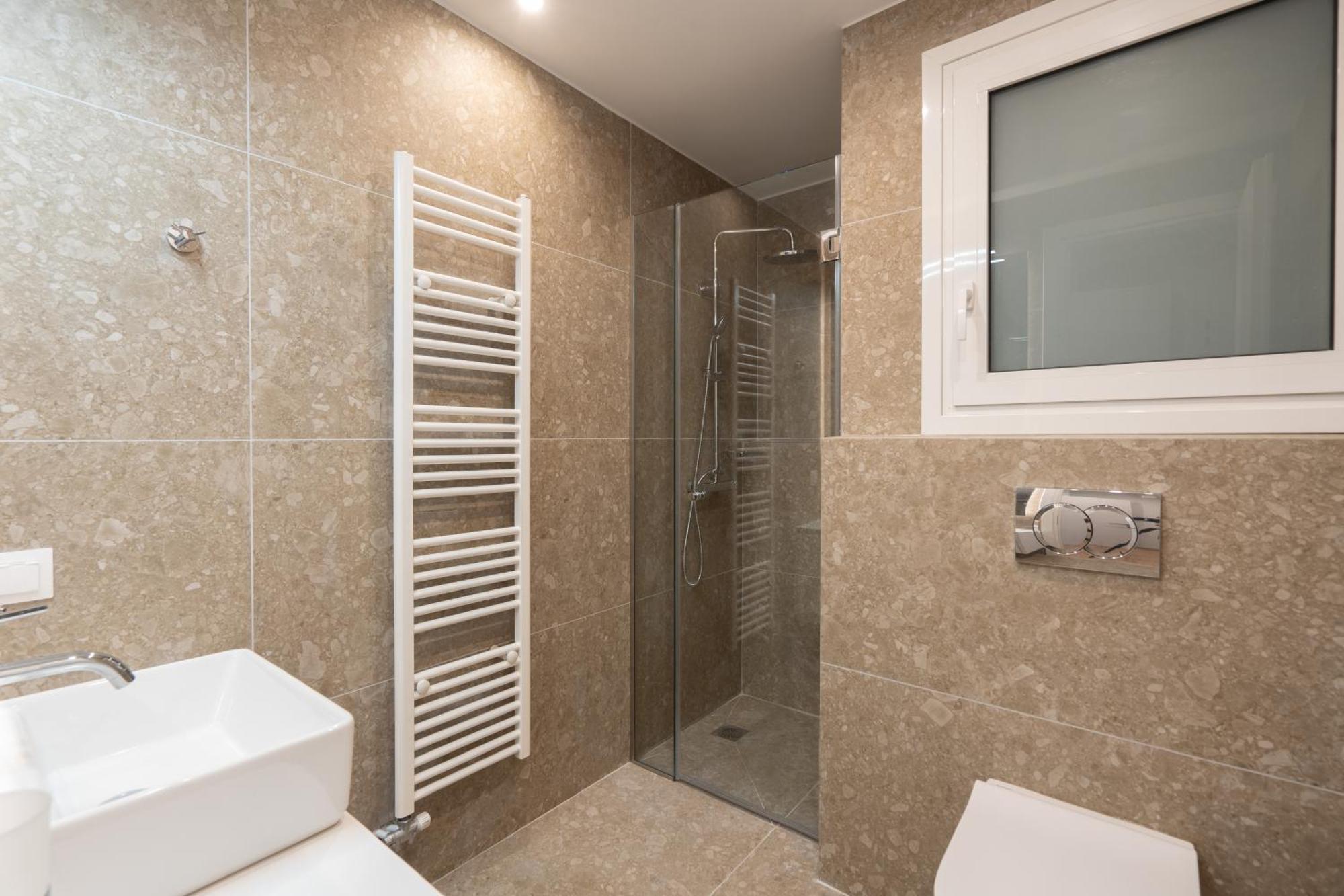 אתונה Luxury Apartment Next To The National Museum מראה חיצוני תמונה