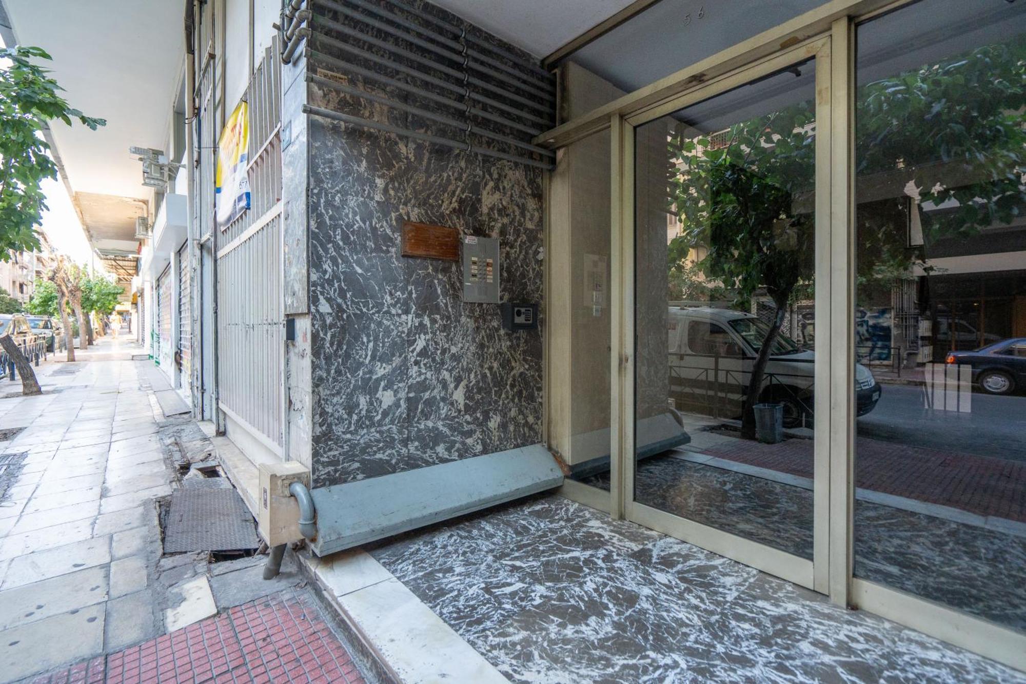 אתונה Luxury Apartment Next To The National Museum מראה חיצוני תמונה